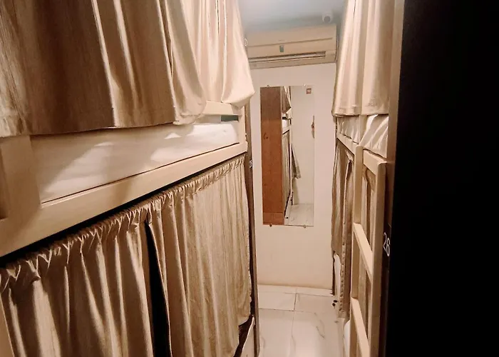 Stay Retreats - Dorm In Andheri