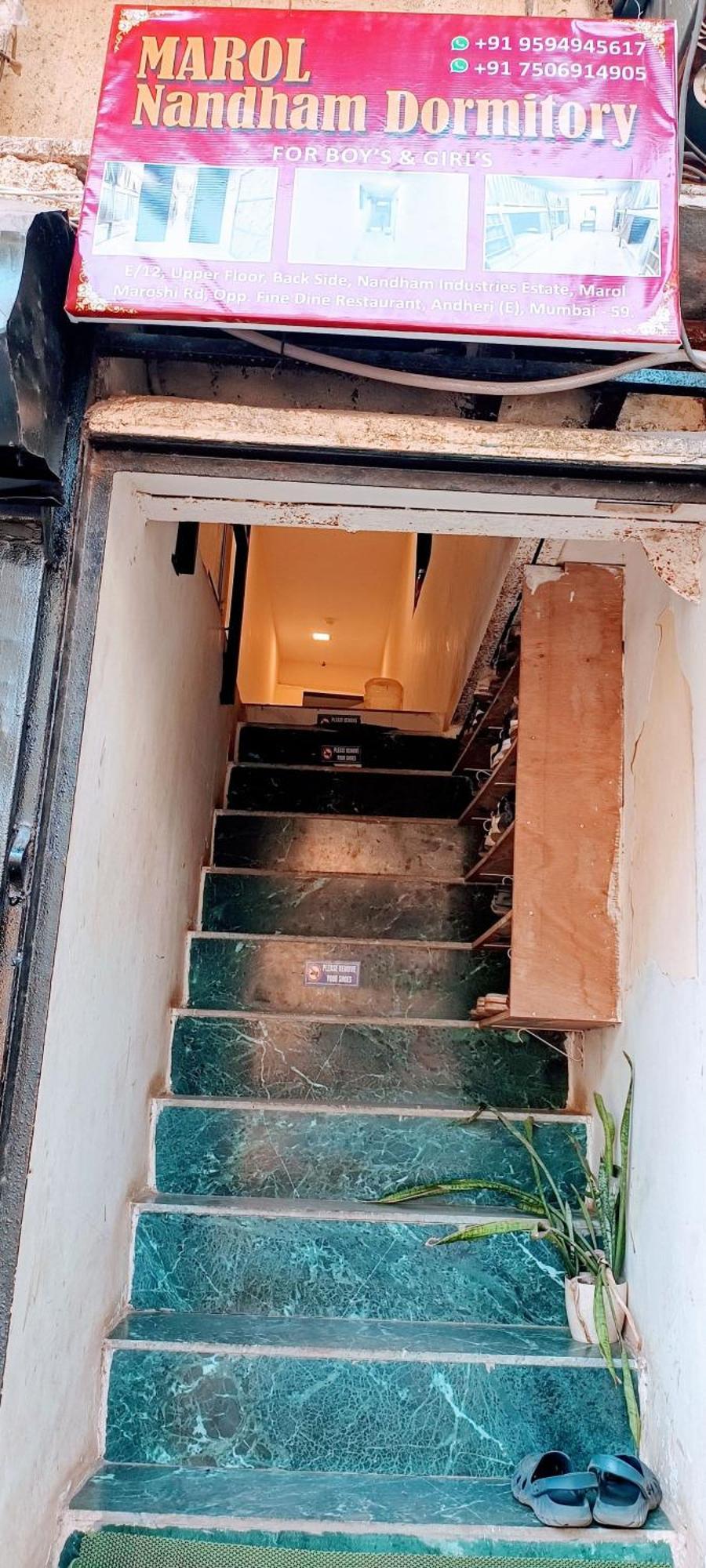 Hostel Retreats - Dorm In Andheri Bombaj